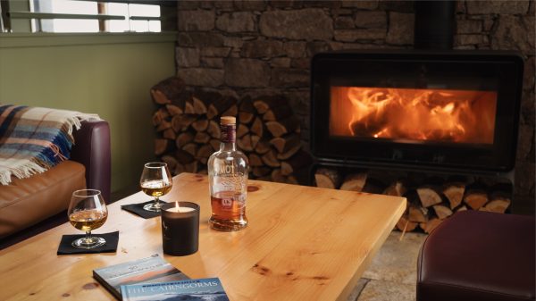 Ptarmigan restaurant, log fire and drinks.