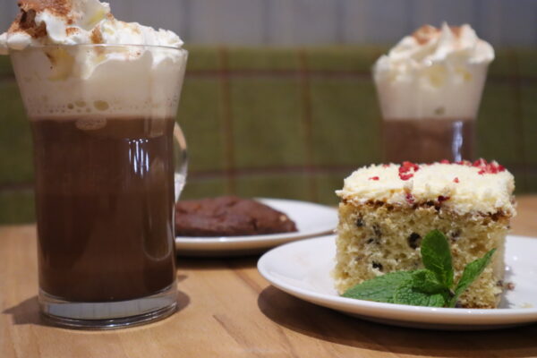 Hot chocolate and cake at Cairngorm Mountain